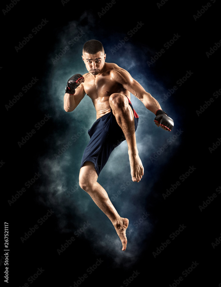Obraz premium MMA male fighter jumping