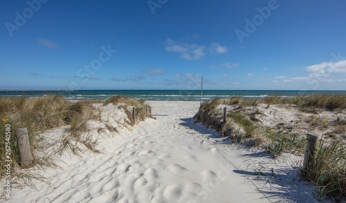 Fototapeta Naklejka Na Ścianę i Meble -  meerzugang