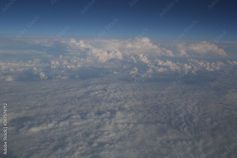 Naklejka premium Aerial view of clouds