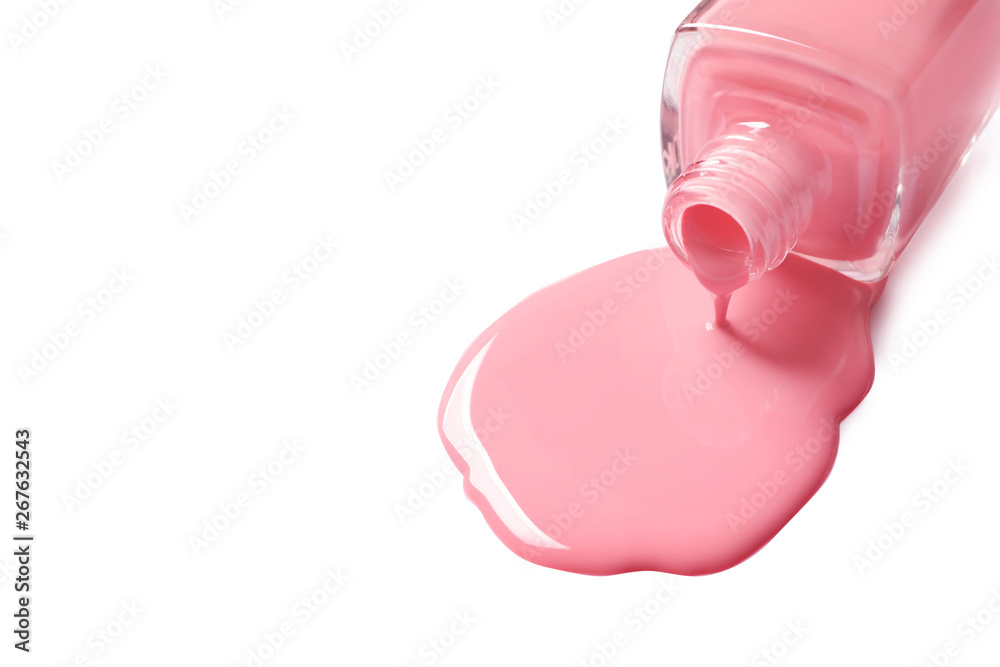 Spilled color nail polish with bottle on white background - obrazy, fototapety, plakaty 