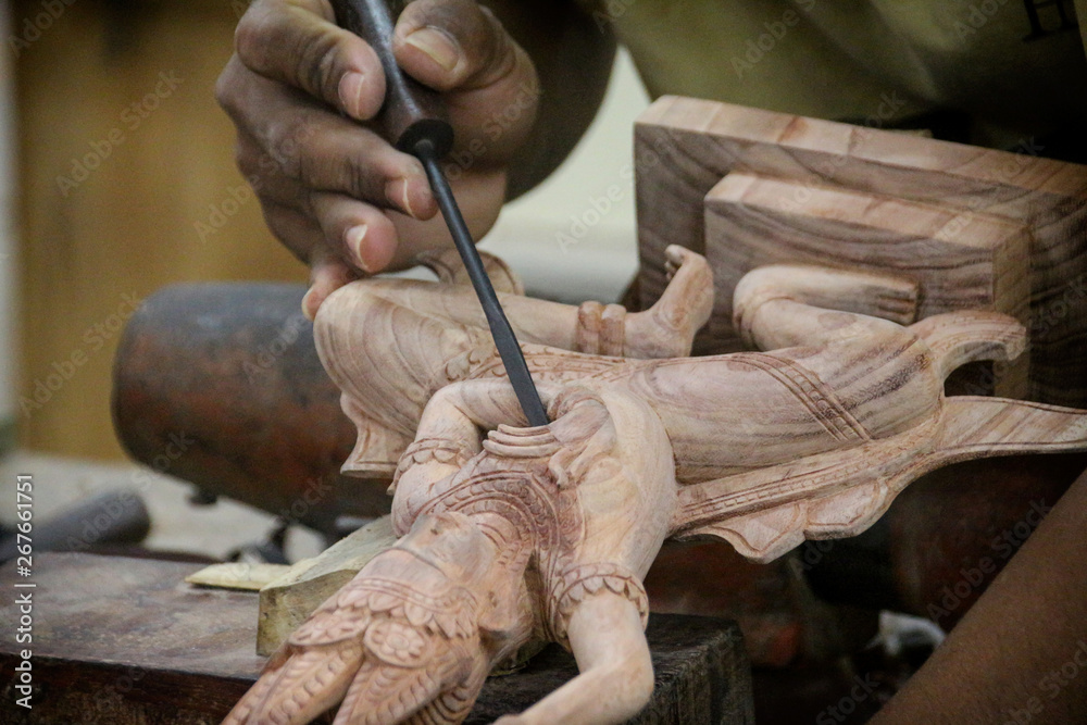 Naklejka premium Artisans Angkor - traditional art