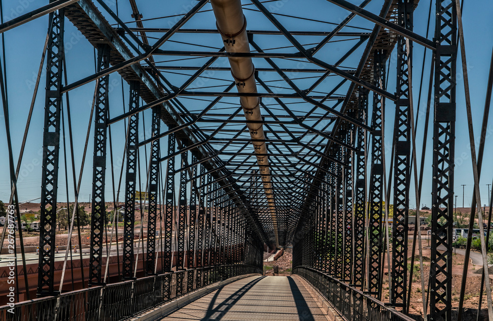 Obraz premium Historic Cameron Suspension Bridge