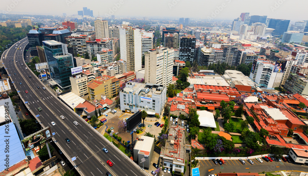 Distrito de oficinas corporativas en Polanco, Ciudad de México