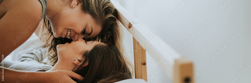 Fototapeta premium Love has no gender