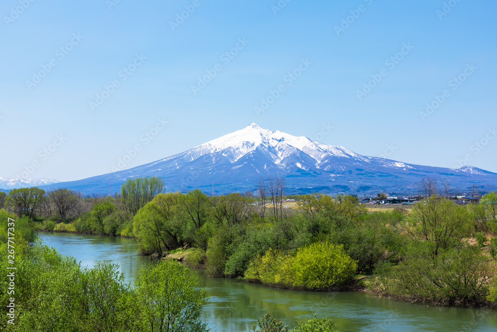 青森県 風景 津軽富士の岩木山と岩木川の風景3 Stock 写真 Adobe Stock 青森県 風景 津軽富士の岩木山と岩木川の風景3 Stock 写真 Adobe Stock