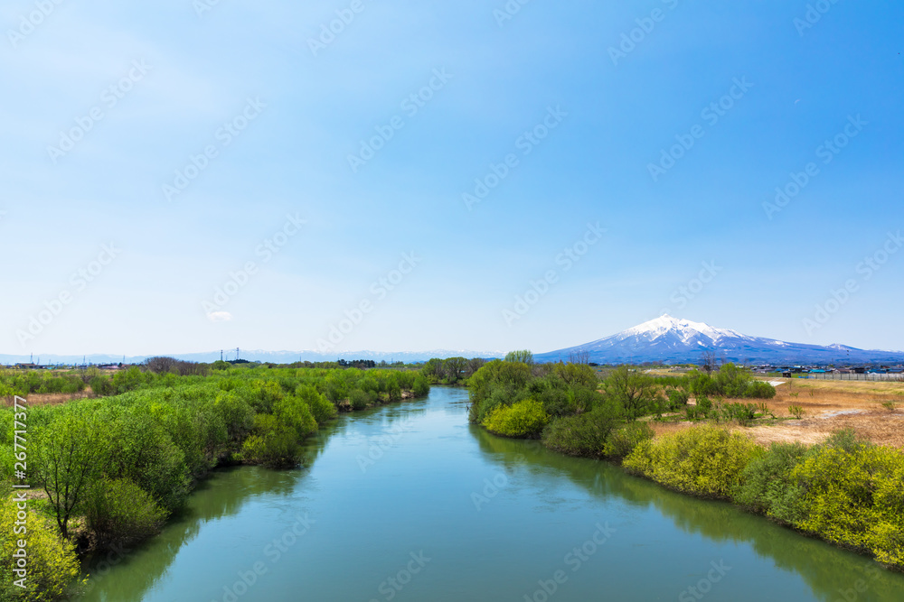 (青森県-風景)津軽富士の岩木山と岩木川の風景５