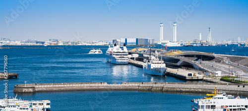 横浜　大さん橋とベイエリア © oben901