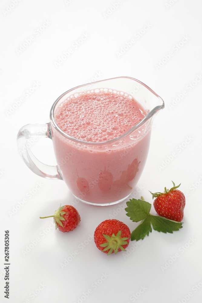 Strawberry cocktail and fresh strawberries Strawberry cocktail and fresh strawberries
