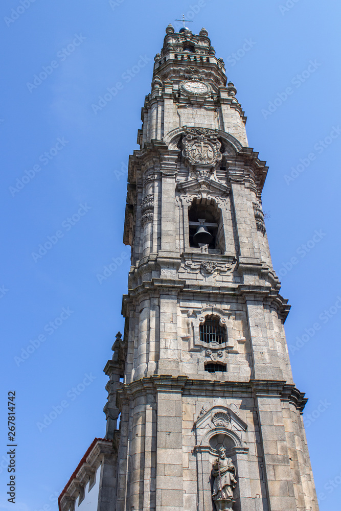 Clerigos Tower (Torre dos Clerigos), Porto, Portugal Clerigos Tower (Torre dos Clerigos), Porto, Portugal