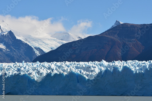 perito moreno photo