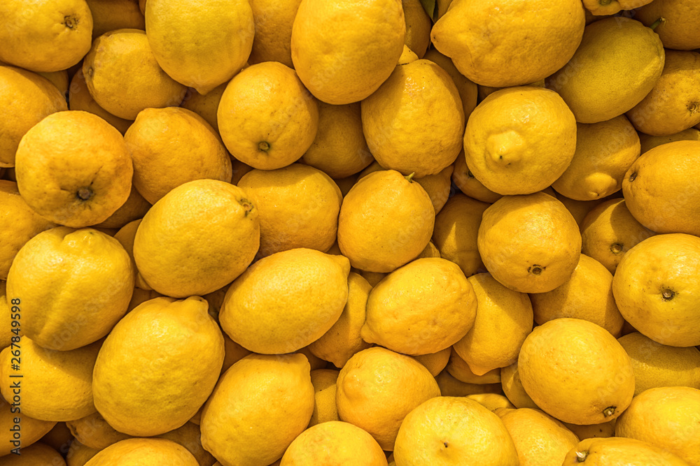 fresh juicy lemons on the market