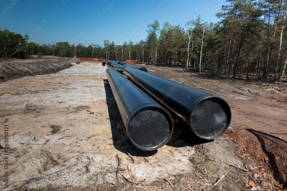 Construction of the pipeline of liquefied natural gas from the LNG terminal at Swinoujscie in Poland Construction of the pipeline of liquefied natural gas from the LNG terminal at Swinoujscie in Poland