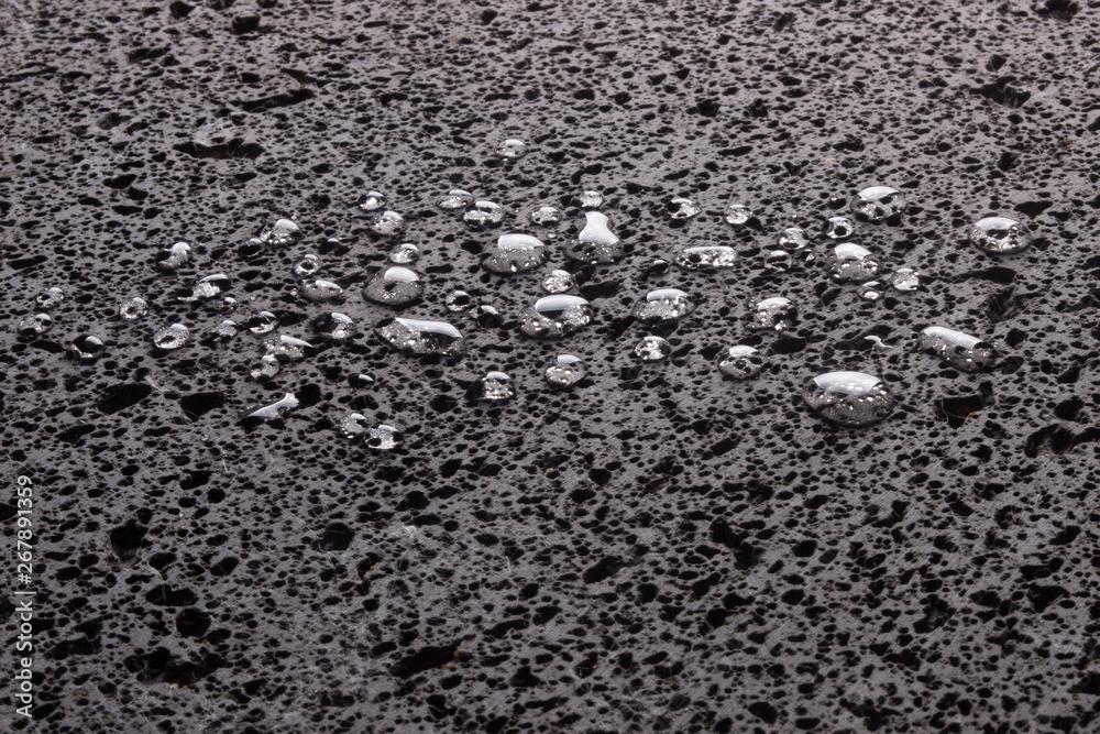 Water repellent stone Water repellent stone