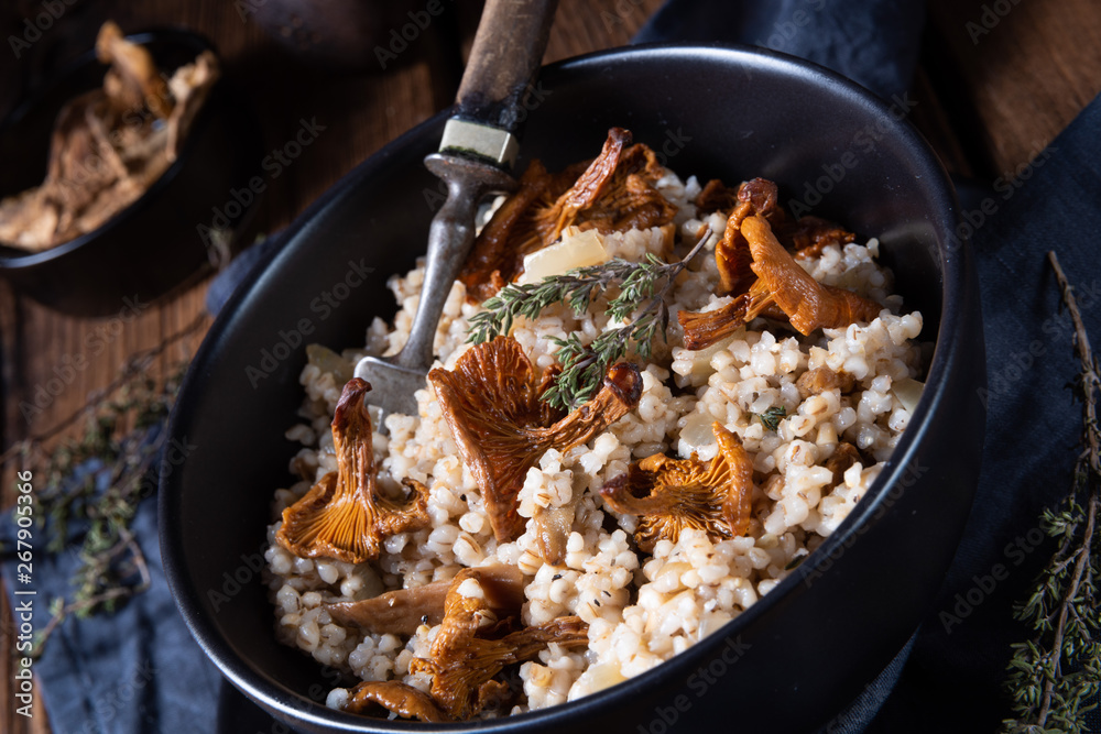 Kaszotto- polish risotto from barley groats with mushrooms