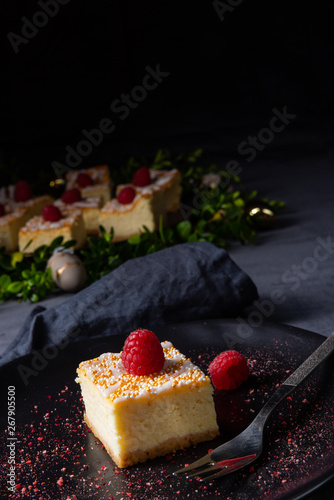 Fototapeta Naklejka Na Ścianę i Meble -  delicious festive cheesecake from the tin