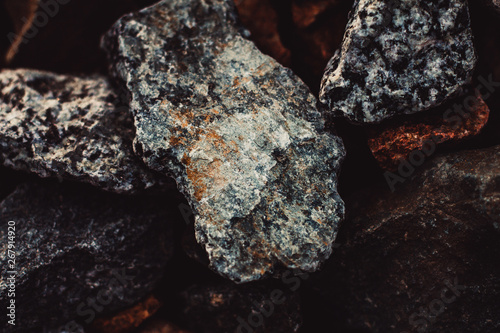 Fotografija precious mineral ore among the stones