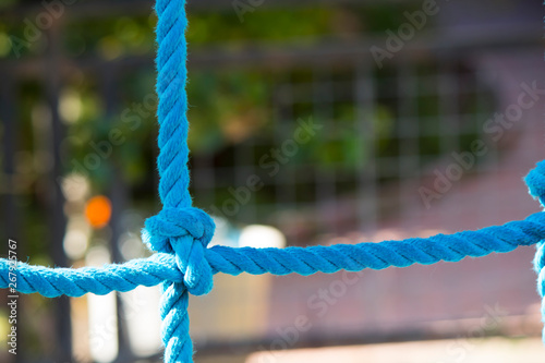 Ropes knotted in rectangular and square shapes