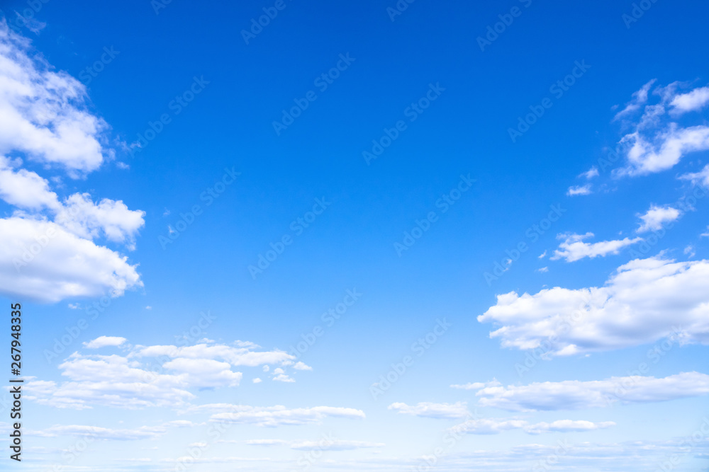 Obraz premium typical beautiful blue sky clouds background