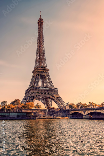 Eiffel tower in Paris at sunset © Stockbym