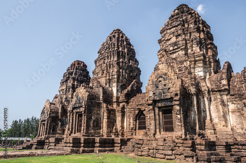 temple in angkor cambodia