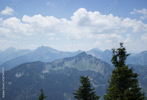Alpenlandschaft in Bayern  © Anna