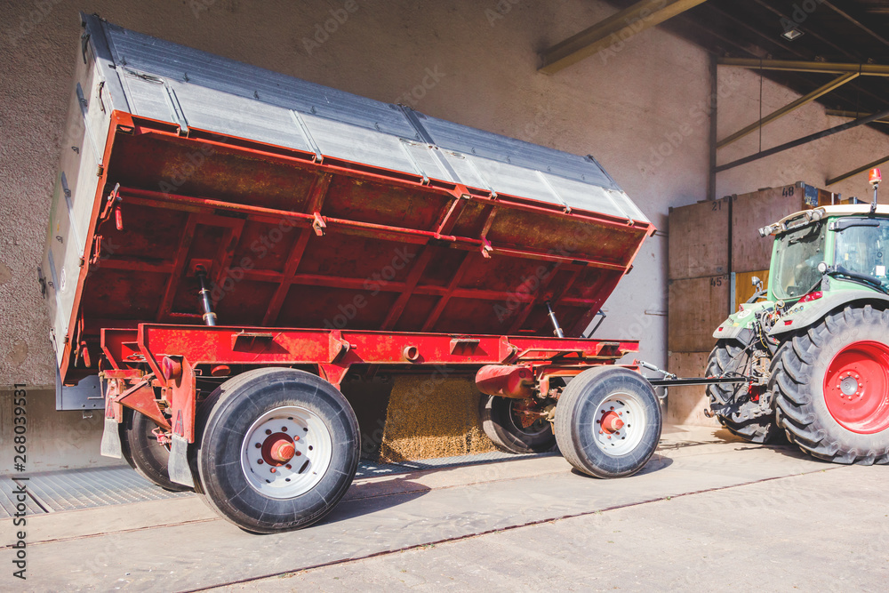 Obraz premium Warehouse man worker with forklift. 