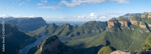 Tableau sur toile The three rondavels rock formation at the Blyde River Canyon, on The Panorama Route, Mpumalanga, South Africa