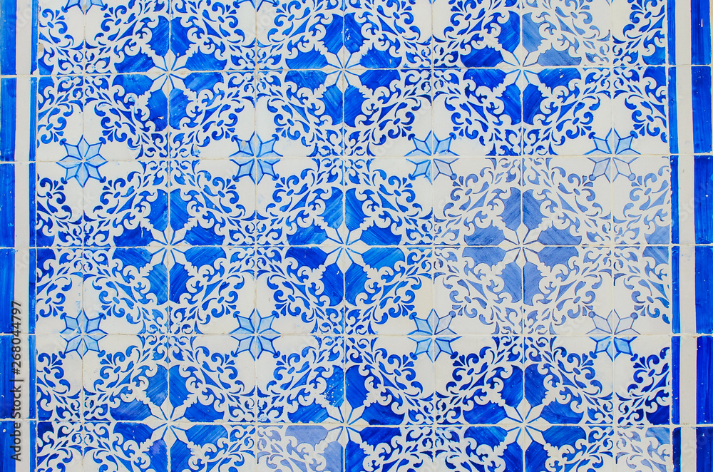 Maiolica pattern as background