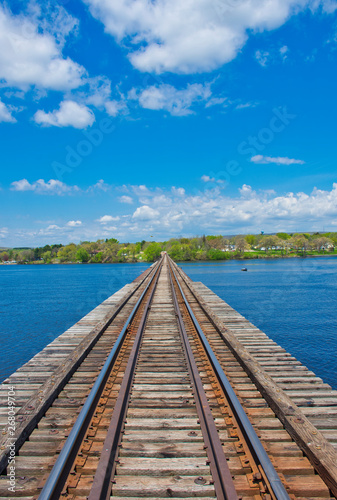 Fototapeta Naklejka Na Ścianę i Meble -  Rail Road Bridge - United States.