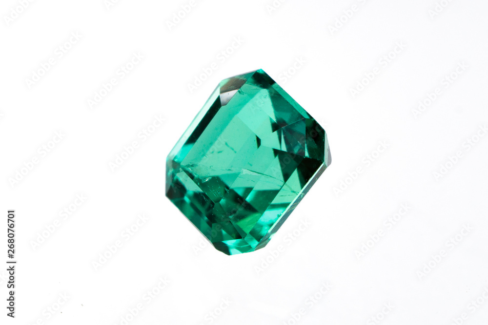 emerald crystals natural and gemstones for jewelry , stone gem green emerald crystals natural and gemstones for jewelry , stone gem green