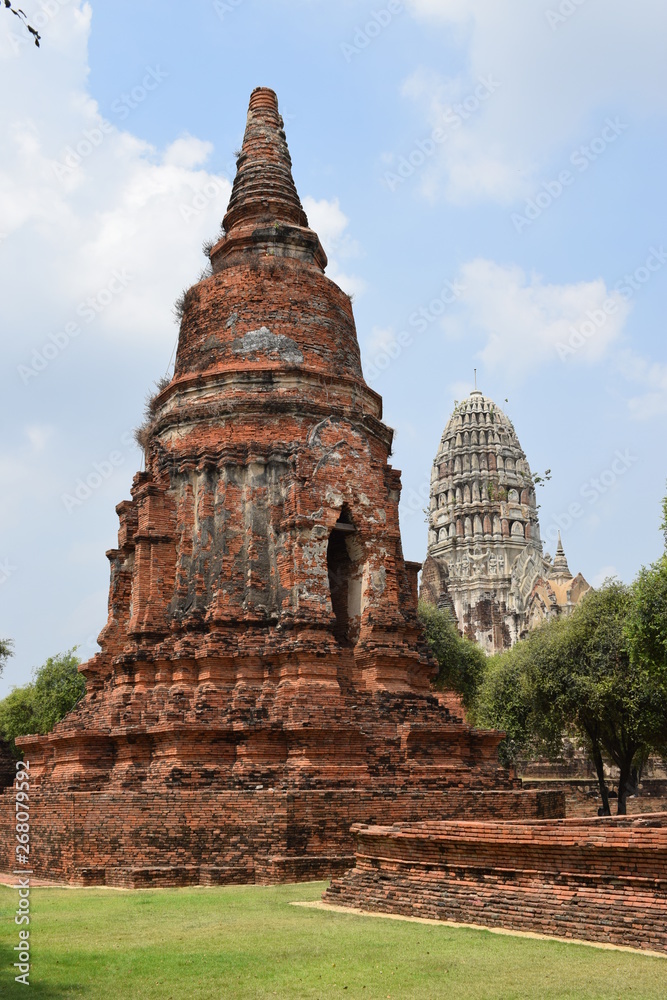 Ayuttahaya kompleks świąntynny Tajlandia, Wat Mahathat, Wat Phra Si Sanphet