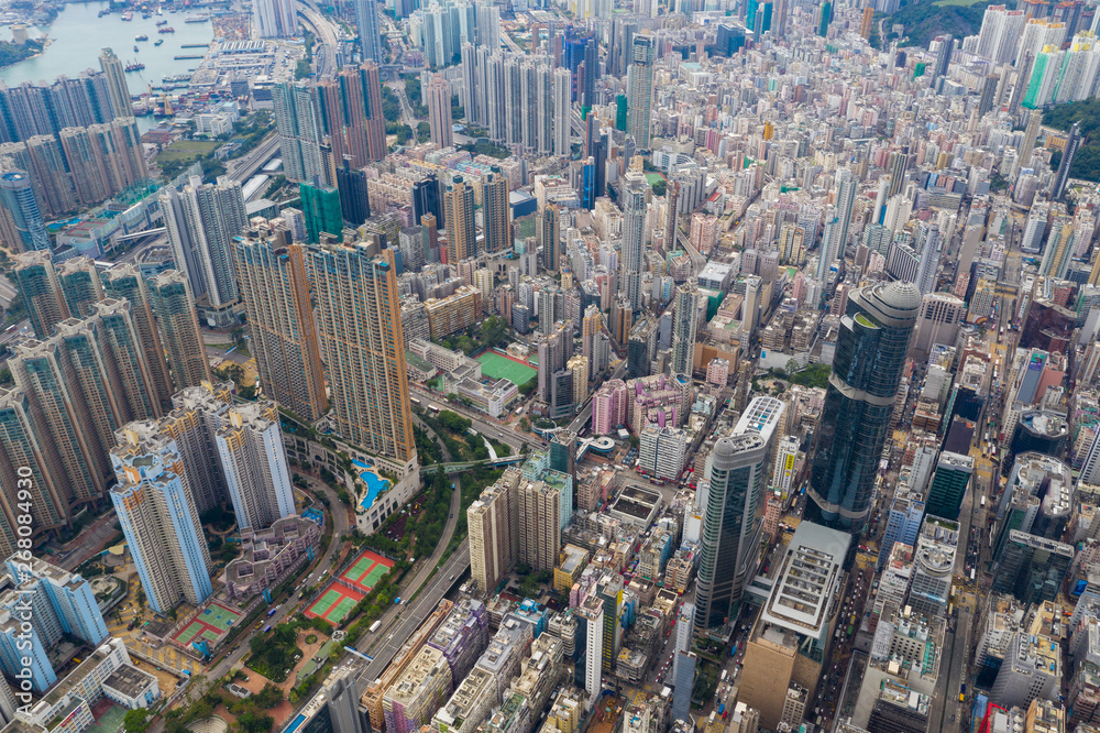Obraz premium Top view of Hong Kong downtown city in Kowloon side