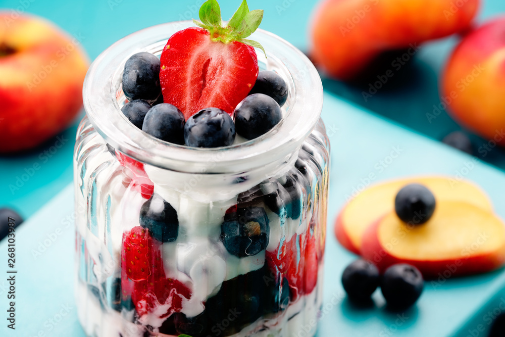 obstsalat mit joghurt Stock Photo | Adobe Stock