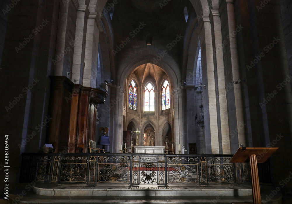 Main nave and altar in Saint Trophime Cathedral in Arles, France. Bouches-du-Rhone,  France