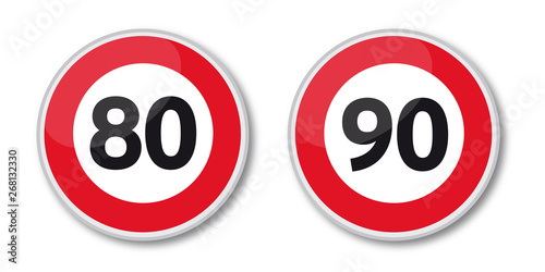 Panneaux de limitation de vitess à 80 et 90 km/ heure