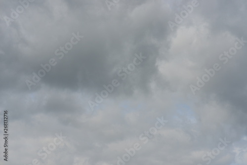 Fototapeta Naklejka Na Ścianę i Meble -  cloudy grey sky
