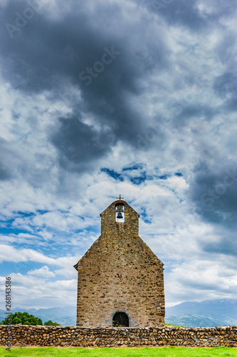 .Kapelle Notre-Dame-de-Roumé in den  Französischen Pyrenäen
