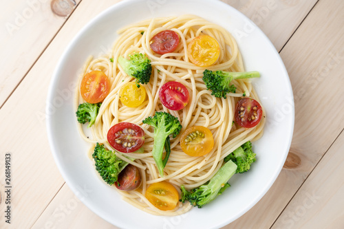 Vegetables spaghetti with tomato and broccoli, healthy vegetarian meals concept