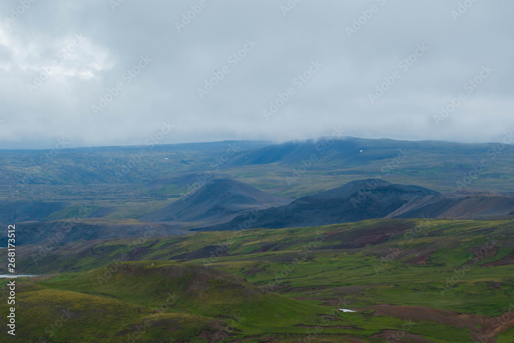 Obraz premium Iceland landscape with mountains and clouds