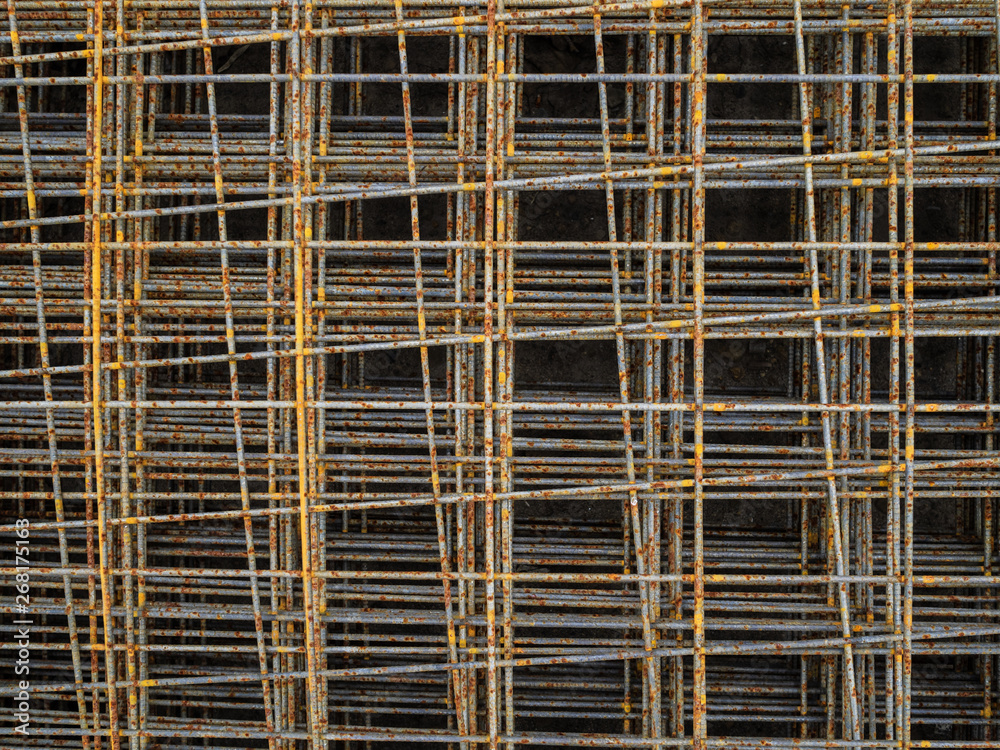 Rusty mesh for concrete reinforcement. Mesh floor screed. Reinforcement for concrete reinforcement on the floor Rusty mesh for concrete reinforcement. Mesh floor screed. Reinforcement for concrete reinforcement on the floor