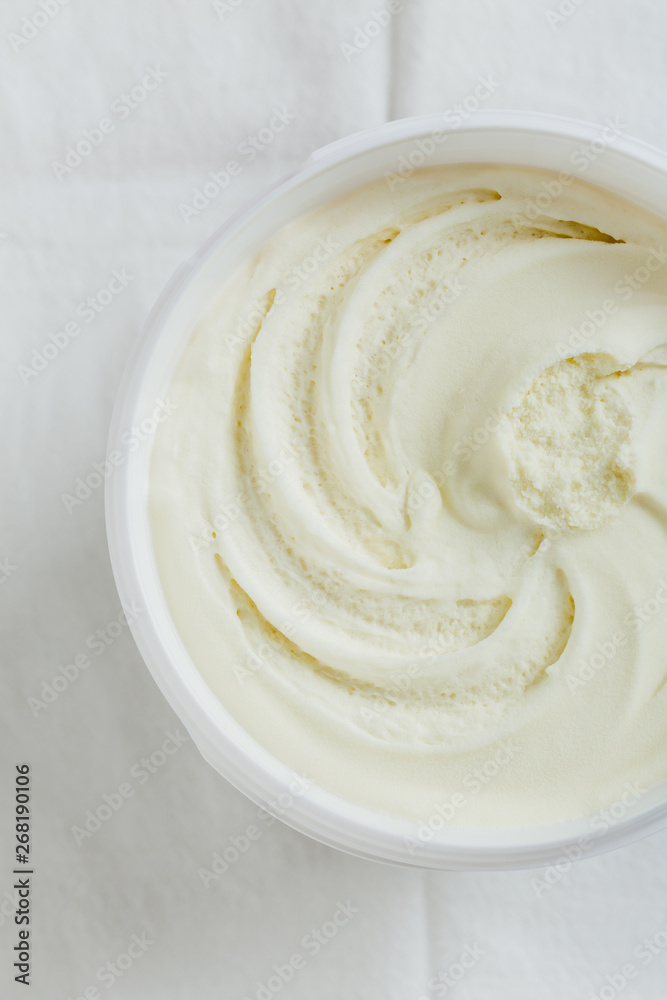 Vanilla ice cream Vanilla ice cream