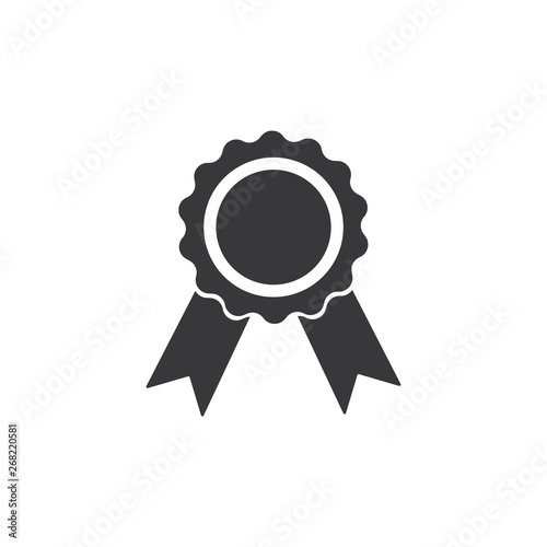 gray award icon isolated on white