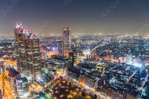 東京都新宿区西新宿の東京都庁から見た東京の夜景 © zu_kuni