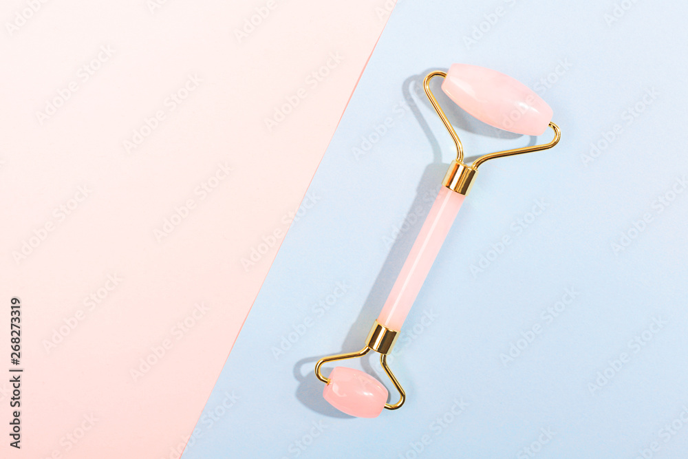 Pink Gua Sha jade roller facial massage tools. Pink Gua Sha jade roller facial massage tools.