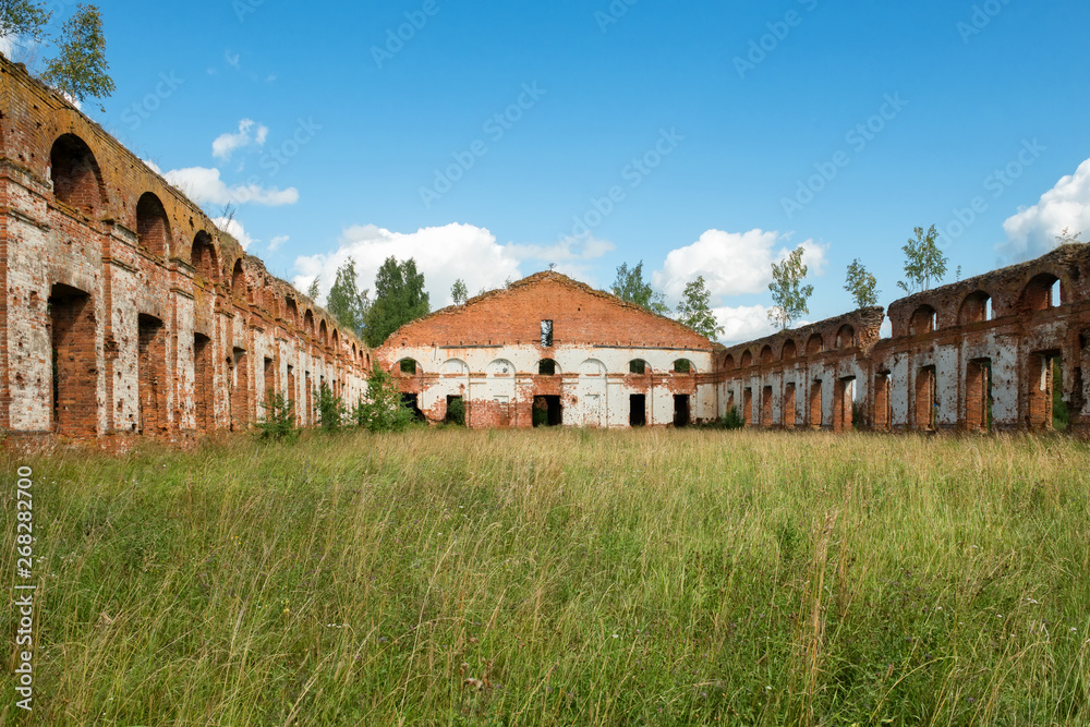 Ruined Complex military settlement of Count A. A. Arakcheev. The complex was built 1818-1825. Located in the village of Selishchi, Novgorod region Ruined Complex military settlement of Count A. A. Arakcheev. The complex was built 1818-1825. Located in the village of Selishchi, Novgorod region