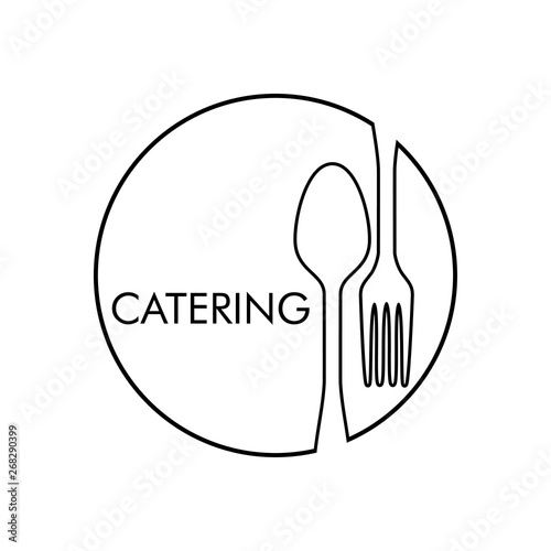 Logotipo con texto CATERING con cubiertos en círculo lineal en color negro