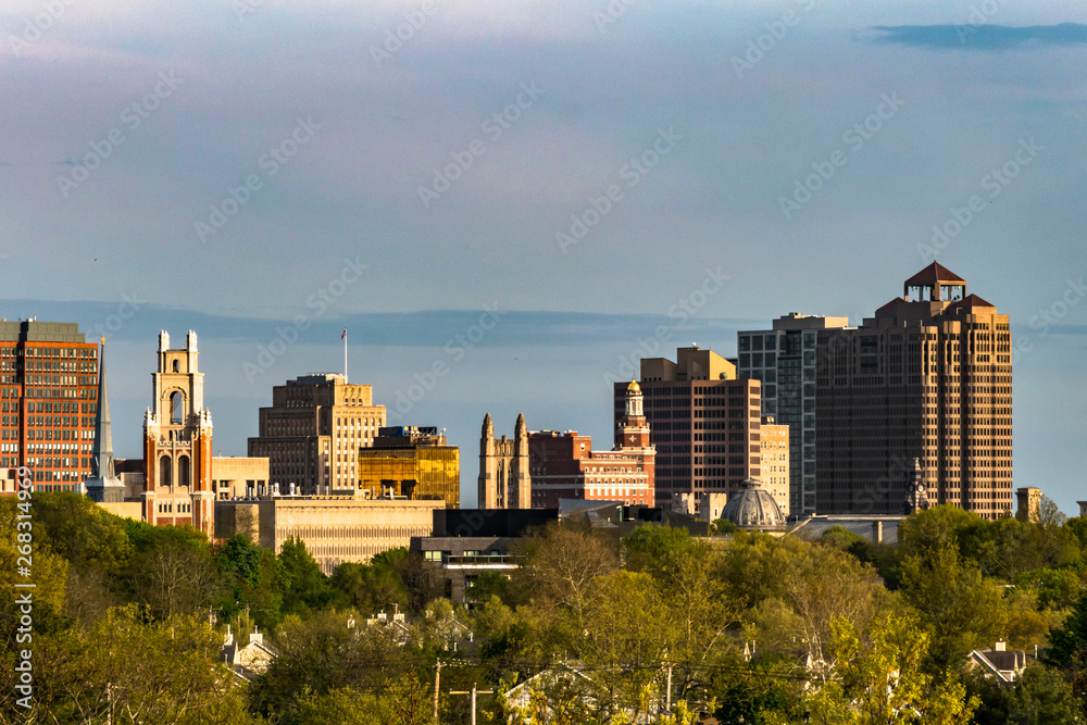 Fototapeta premium New Haven, Connecticut, USA The city skyline and Yale University.