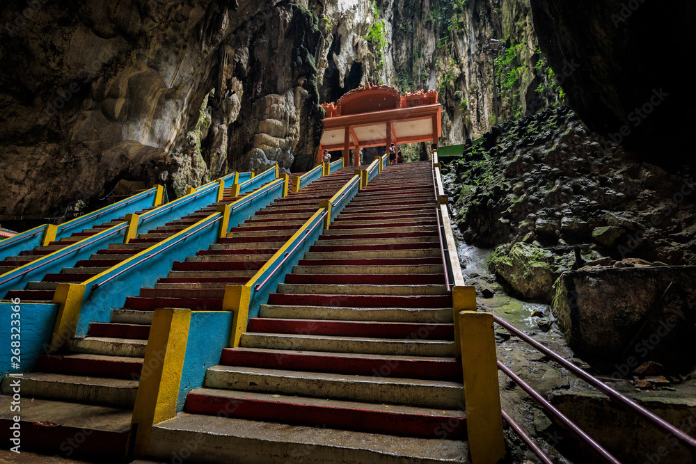 Fototapeta Batu Caves, Treppe im Hindu Tempel Kuala Lumpur, Malaysia