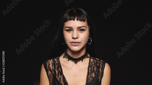 Εκτύπωση καμβά Portrait of a young goth woman