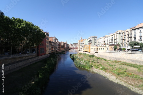 Casas del Onyar en Girona © mercepararols